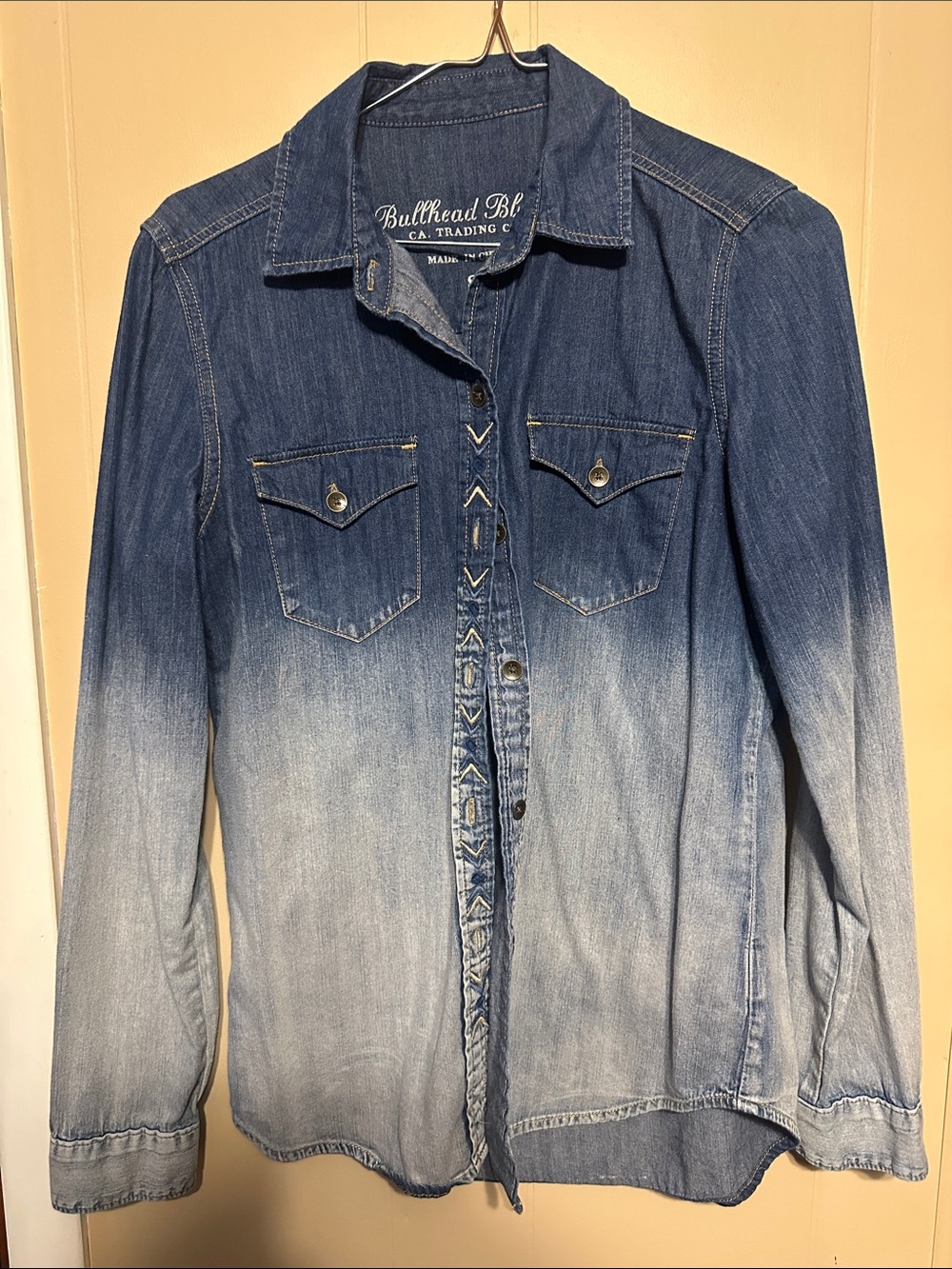 Bullhead Denim button down Shirt - size small